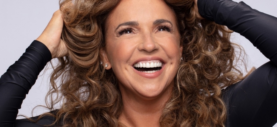 Daniela Mercury revela surpresa ao ser chamada de conservadora pelos filhos