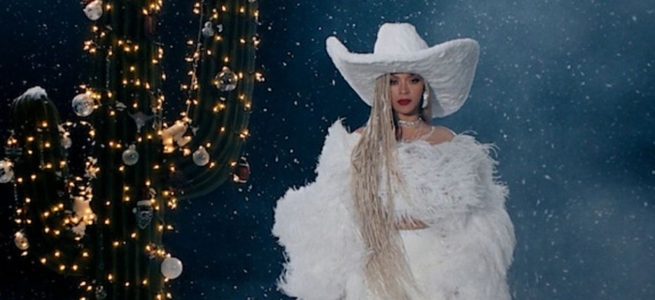 F decora rvore de Natal com fotos da Beyonc